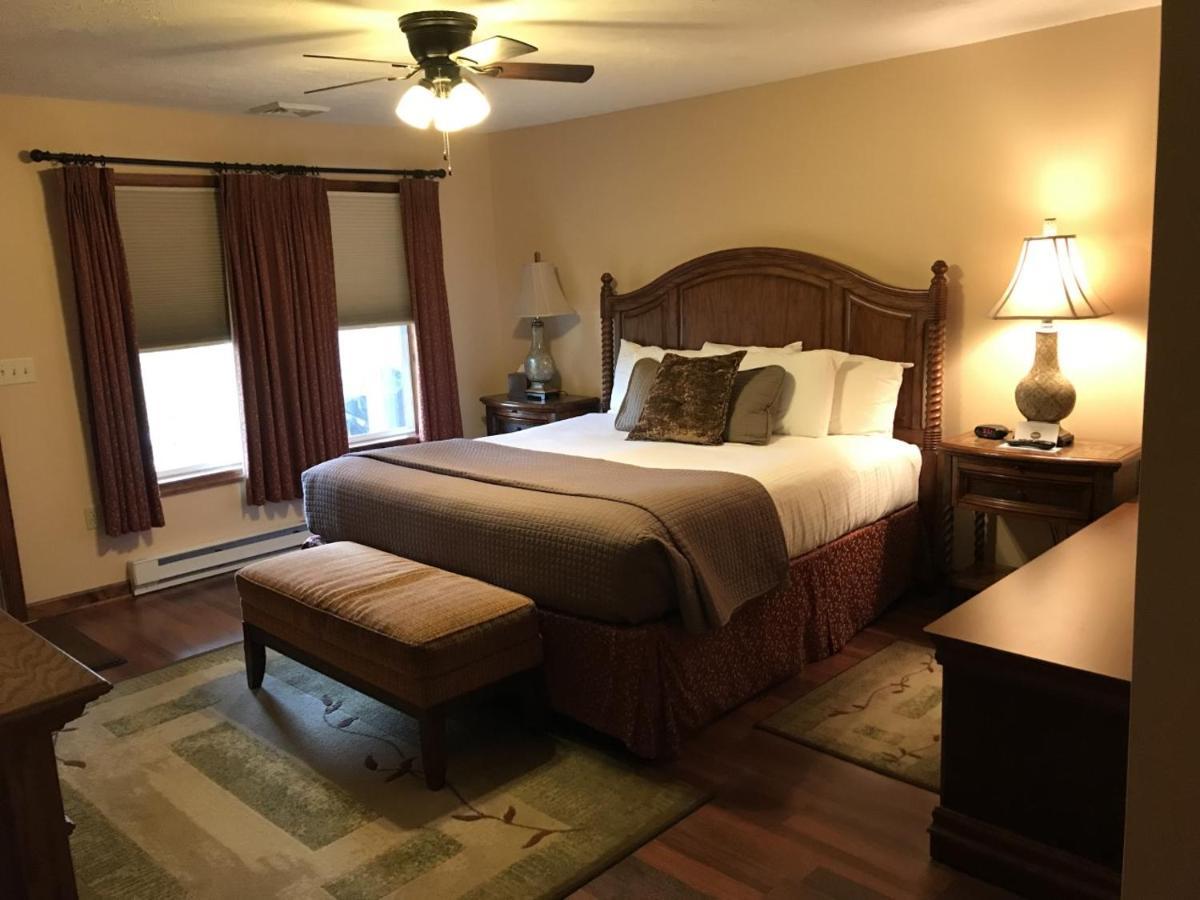 Hotel Woodfield Manor - A Sundance Vacations Property