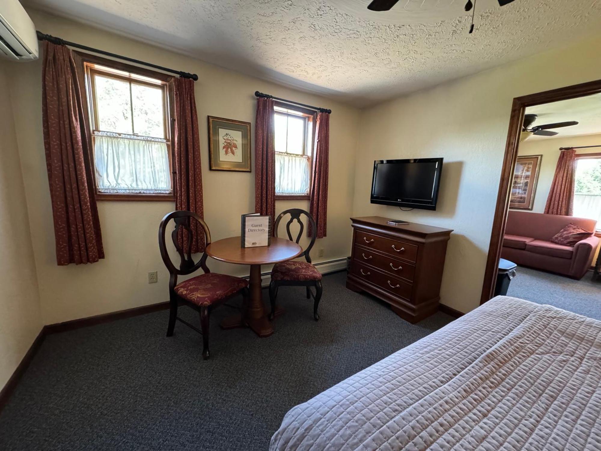 Woodfield Manor - A Sundance Vacations